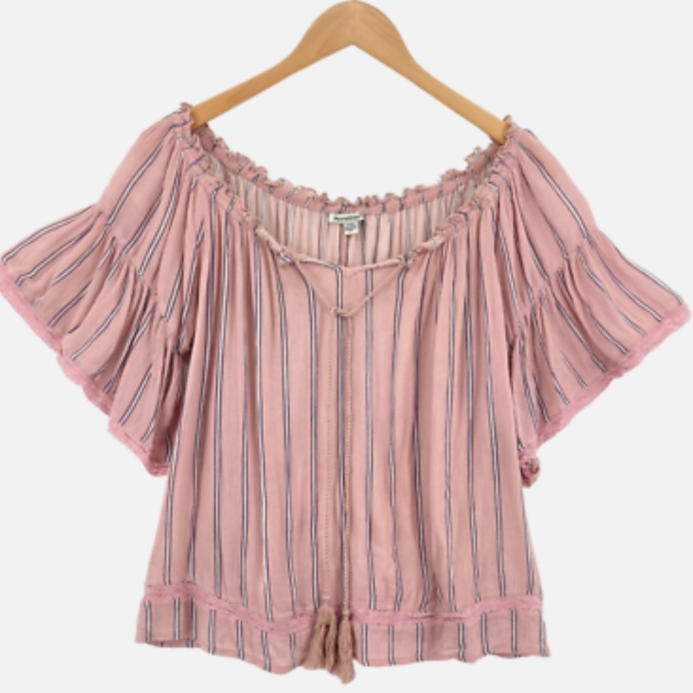 American Eagle off the shoulder top NWT